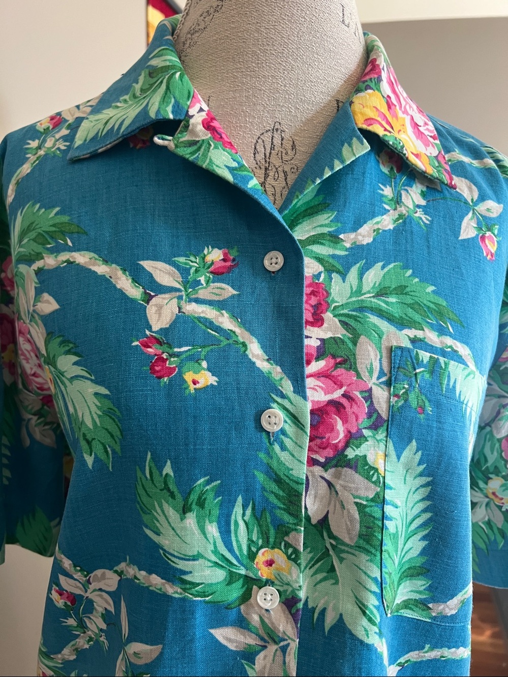 Ralph Lauren blouse - vintage 100% linen. Never worn.